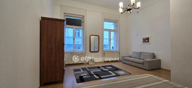 Eladó téglalakás, Budapesten, VII. kerületben 107.9 M Ft