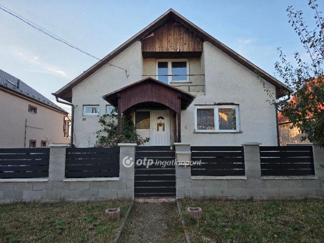 Eladó családi ház, Kistokajon 79.5 M Ft, 2 szobás