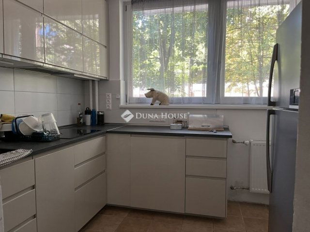 Kiadó téglalakás, albérlet, Budapesten, II. kerületben