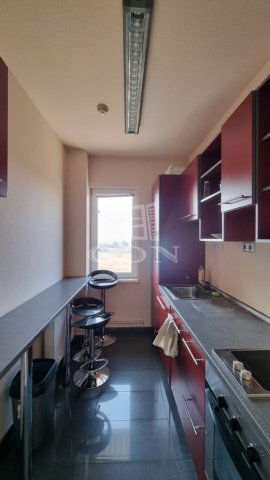 Eladó ipari ingatlan, Székesfehérvárott 390 M Ft