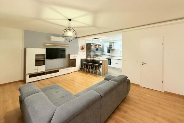 Eladó téglalakás, Budapesten, VI. kerületben 139.9 M Ft