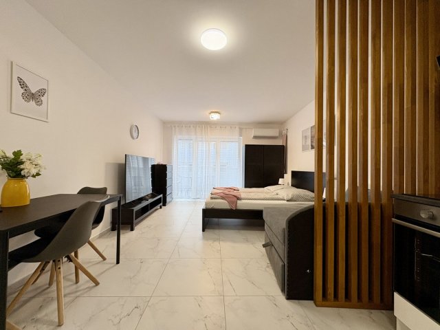 Eladó téglalakás, Debrecenben 76 M Ft, 1 szobás