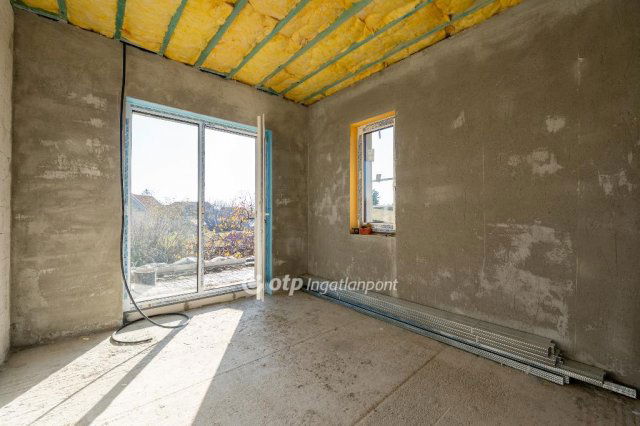 Eladó ikerház, Vecsésen 125 M Ft, 4 szobás