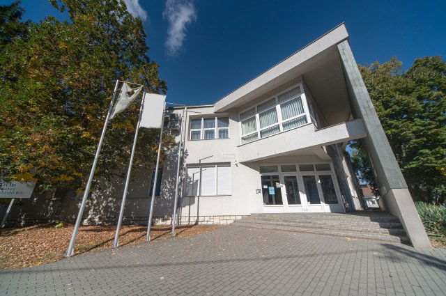 Eladó iroda, Pécsett 634.893 M Ft / költözzbe.hu