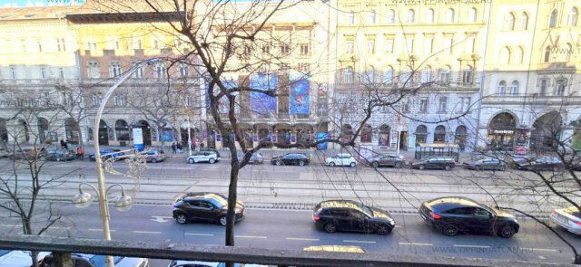 Eladó téglalakás, Budapesten, VII. kerületben, Erzsébet körúton