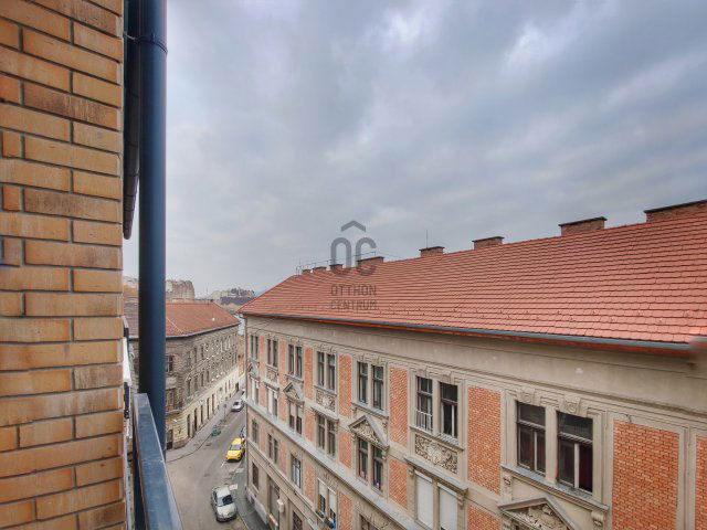 Eladó téglalakás, Budapesten, VIII. kerületben 91.39 M Ft