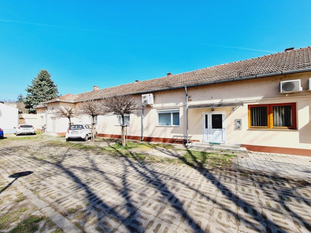 Eladó iroda, Békéscsabán 64 M Ft / költözzbe.hu