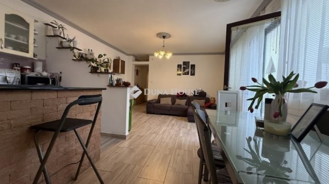 Eladó családi ház, Szombathelyen 46.9 M Ft, 5 szobás