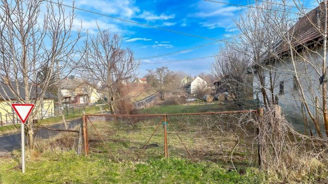 Eladó telek, Zamárdiban 33.9 M Ft / költözzbe.hu