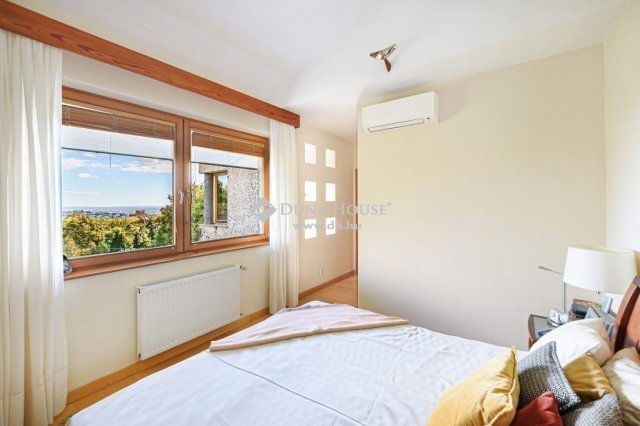 Eladó családi ház, Budapesten, XII. kerületben 730 M Ft