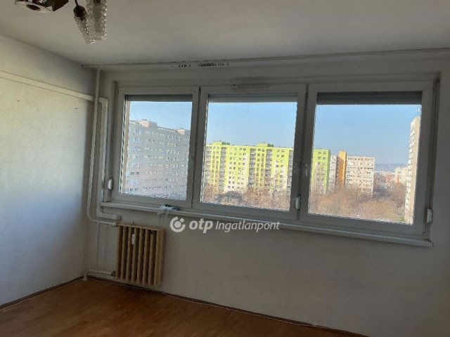 Eladó panellakás, Budapesten, XIV. kerületben 64 M Ft, 1+1 szobás