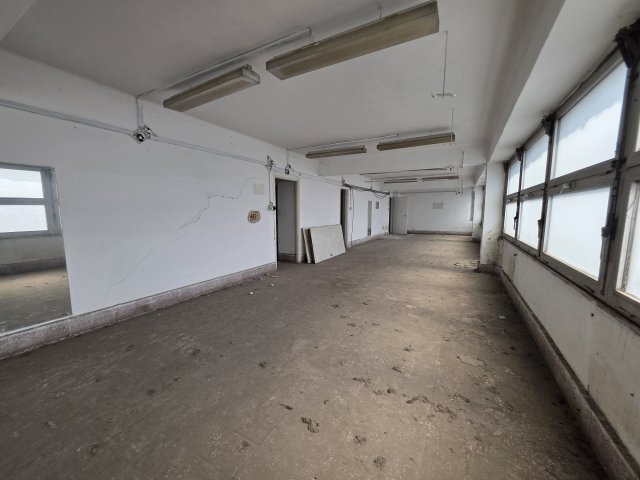 Kiadó ipari ingatlan, Budapesten, XXIII. kerületben 180 E Ft / hó