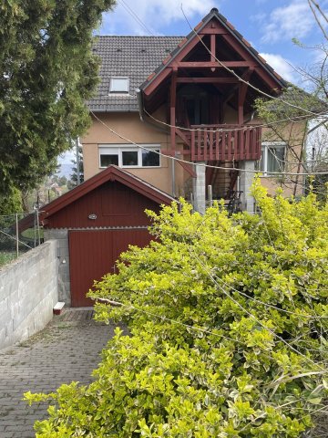Eladó családi ház, Pilisvörösváron 129 M Ft, 5 szobás