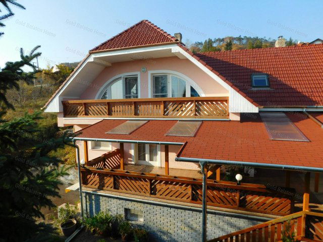 Eladó ikerház, Balatongyörökön 93 M Ft, 6 szobás