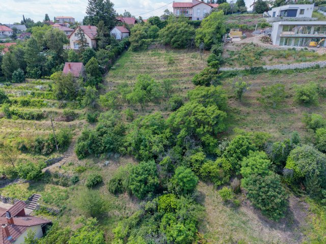 Eladó telek, Pécsett, Lepke dűlőn 15.5 M Ft
