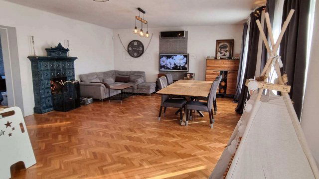 Eladó családi ház, Csökölyön 49.5 M Ft, 14 szobás