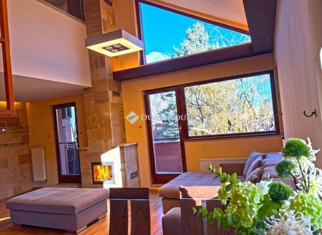 Eladó iroda, Budapesten, III. kerületben 110 M Ft, 2 szobás