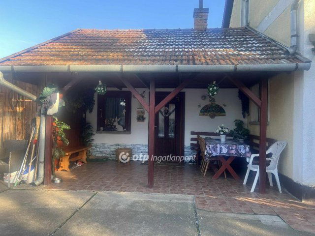 Eladó családi ház, Tápiógyörgyén 44.9 M Ft, 3+1 szobás