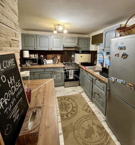 Kiadó családi ház, albérlet, Szentendrén 300 E Ft / hó