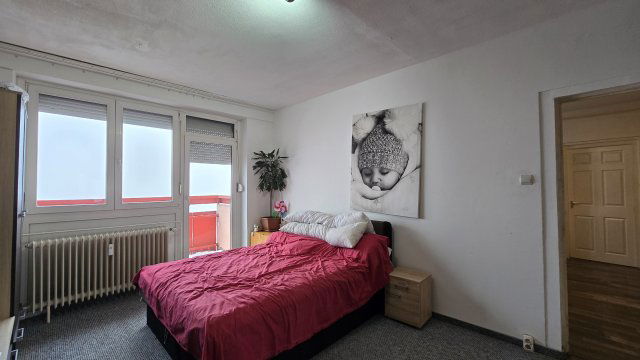 Eladó panellakás, Dunaújvárosban 28.9 M Ft, 2 szobás