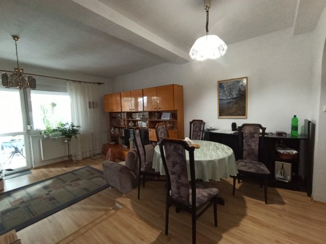 Eladó sorház, Veszprémben 99 M Ft, 3 szobás