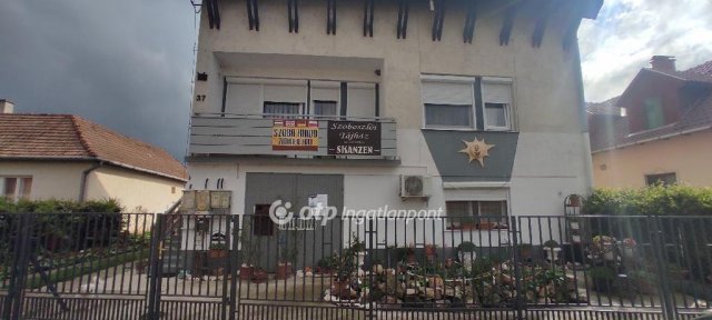 Eladó családi ház, Hajdúszoboszlón 119 M Ft, 8 szobás