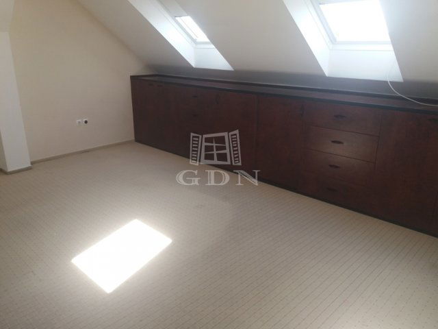 Kiadó téglalakás, albérlet, Kaposváron 280 E Ft / hó