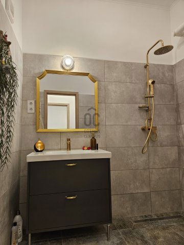 Eladó téglalakás, Budapesten, I. kerületben, Hattyú utcában