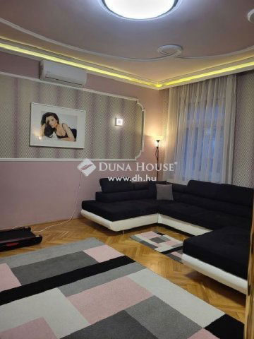 Eladó családi ház, Budapesten, XV. kerületben 229 M Ft, 8 szobás