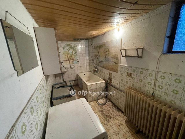 Eladó nyaraló, Nyírtelken 15.9 M Ft, 4 szobás