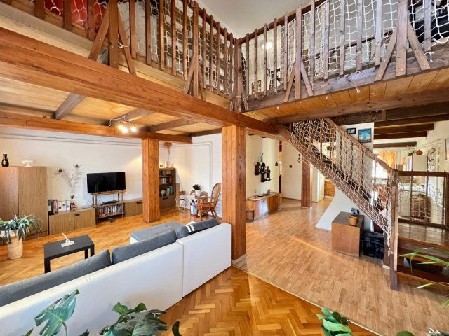 Eladó téglalakás, Kaposváron, Rákóczi téren 54.5 M Ft