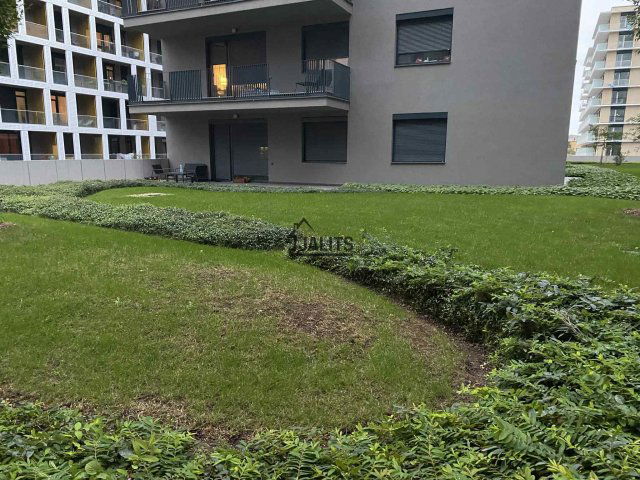 Kiadó téglalakás, albérlet, XI. kerületben, Naprózsa utcában
