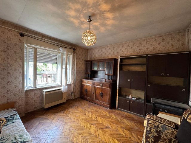 Eladó családi ház, Zalabéren 13.5 M Ft, 2 szobás