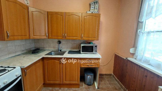 Eladó panellakás, Budapesten, XV. kerületben 66.5 M Ft