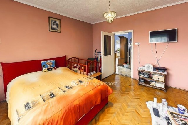 Eladó családi ház, Jánossomorján 50 M Ft, 3 szobás