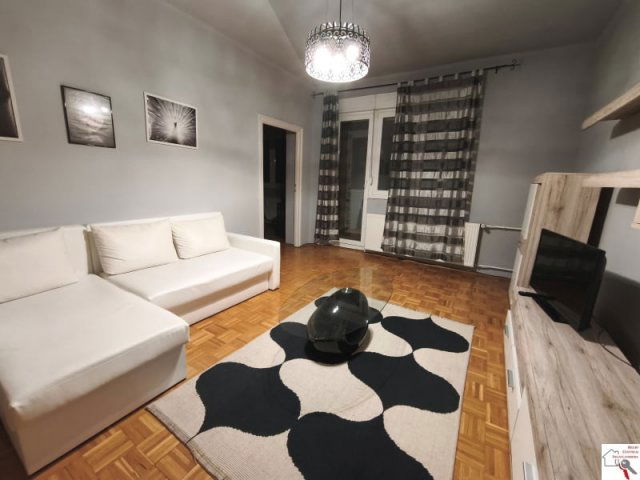 Eladó téglalakás, Pécsett 49.9 M Ft, 2 szobás