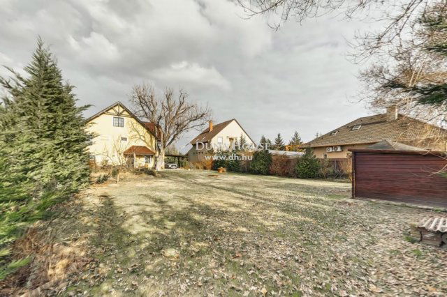 Eladó családi ház, Kecskeméten 119 M Ft, 6 szobás