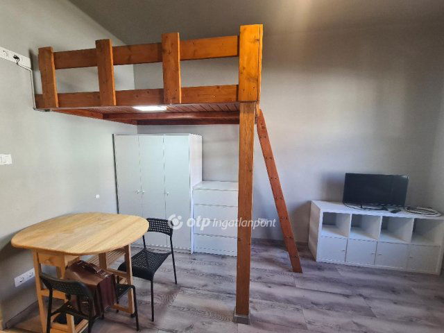 Eladó téglalakás, Budapesten, XXI. kerületben 34.9 M Ft