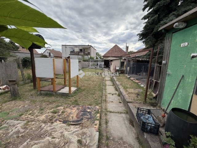 Eladó családi ház, Ecseren 78 M Ft, 3 szobás