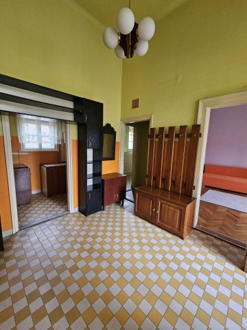 Eladó téglalakás, Pápán 22.9 M Ft, 1 szobás