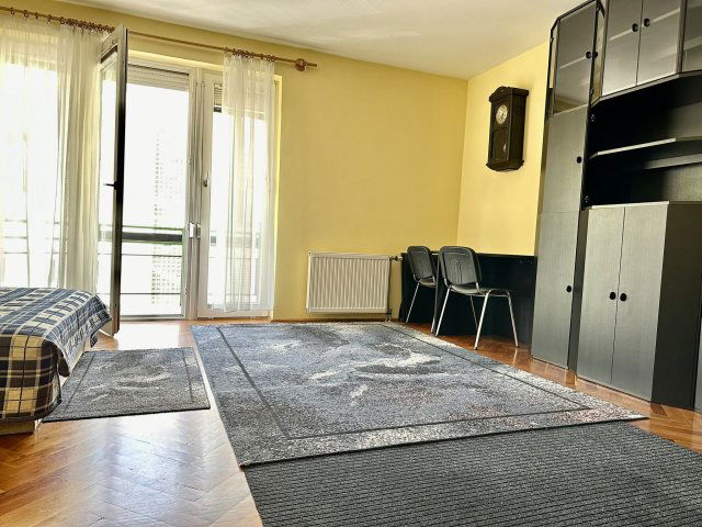 Kiadó téglalakás, albérlet, Győrött 150 E Ft / hó, 1 szobás