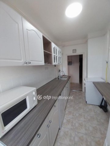 Kiadó téglalakás, albérlet, Nyíregyházán 190 E Ft / hó