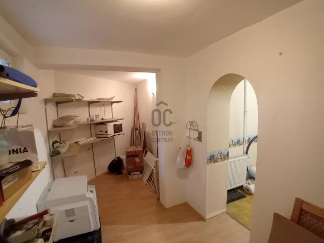 Eladó ikerház, Budapesten, II. kerületben 200 M Ft, 5 szobás