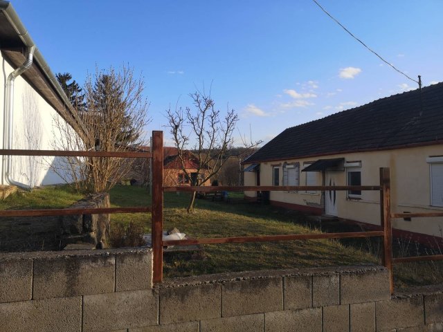Eladó családi ház, Cserháthalápon 12.9 M Ft, 5 szobás