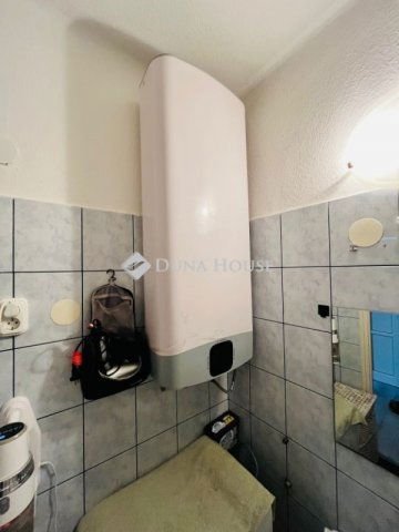 Eladó téglalakás, Monoron 42 M Ft, 2 szobás