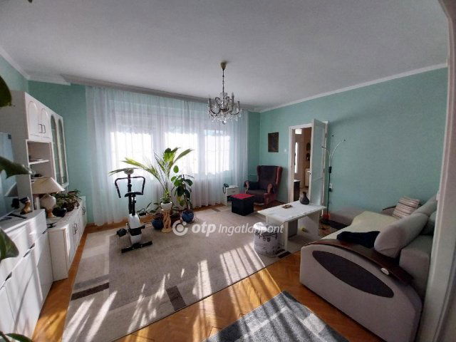 Eladó sorház, Nyíregyházán 84.9 M Ft, 3+1 szobás