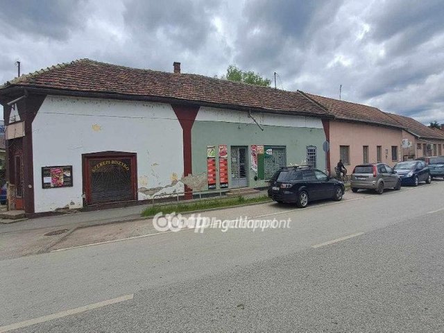 Eladó üzlethelyiség, Szerepen 15 M Ft / költözzbe.hu