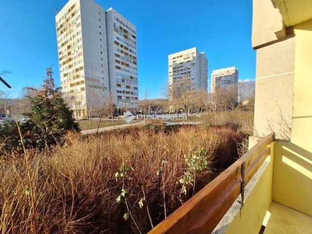 Eladó panellakás, Budapesten, III. kerületben 94.9 M Ft, 4 szobás