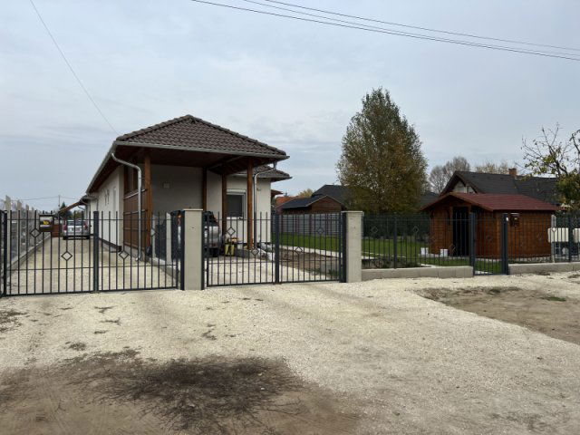 Eladó családi ház, Ináncson 89.9 M Ft, 5 szobás