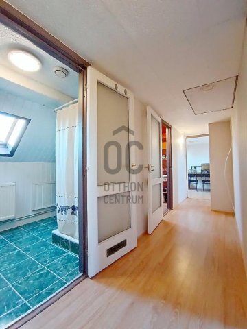 Eladó családi ház, Budapesten, XX. kerületben 160 M Ft, 8 szobás